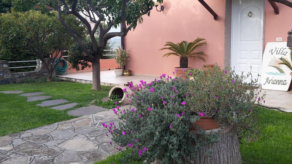 Azienda Agrituristica Villa Arianna Imperia Exteriér fotografie